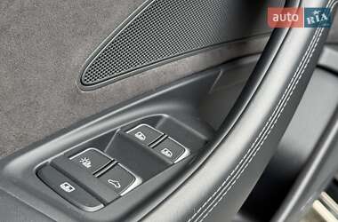 Седан Audi A8 2013 в 