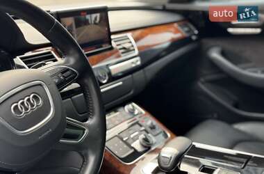 Седан Audi A8 2013 в 