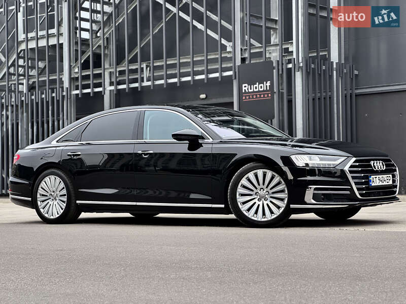 Седан Audi A8 2019 в 