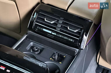 Седан Audi A8 2019 в 