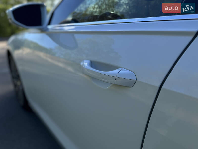 Седан Audi A8 2020 в Киеве