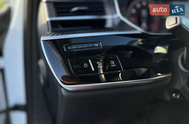 Седан Audi A8 2020 в 