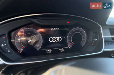Седан Audi A8 2020 в 
