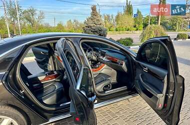 Седан Audi A8 2012 в 