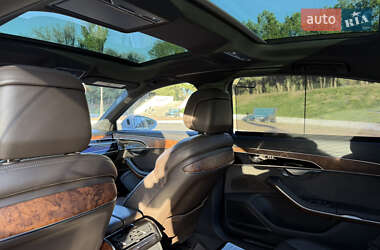 Седан Audi A8 2019 в 