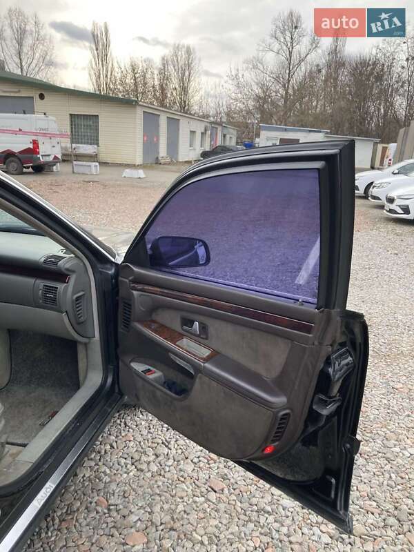 Седан Audi A8 2001 в Киеве