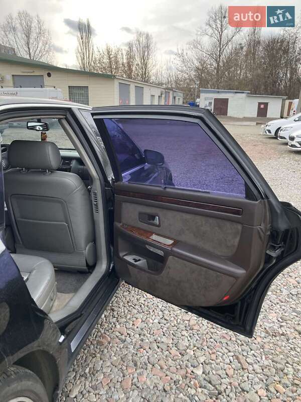 Седан Audi A8 2001 в Киеве