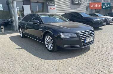 Седан Audi A8 2012 в 