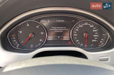 Седан Audi A8 2012 в 