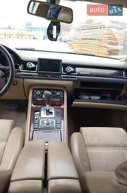Седан Audi A8 2003 в 