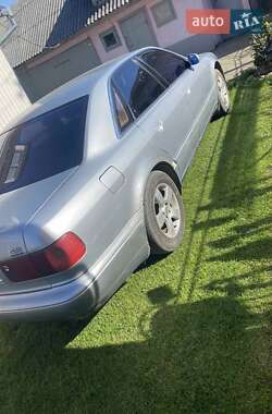 Седан Audi A8 1997 в Рожнятові