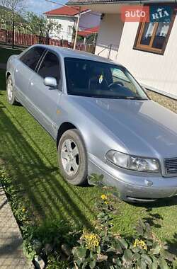 Седан Audi A8 1997 в Рожнятові