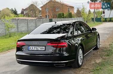 Седан Audi A8 2017 в 