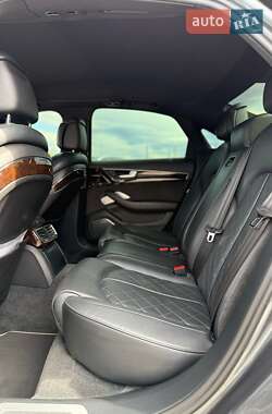 Седан Audi A8 2014 в 