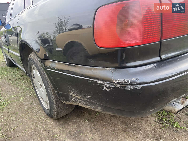 Седан Audi A8 1996 в Хмельницком
