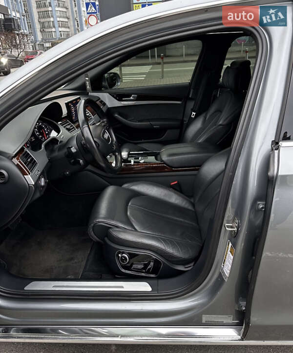 Седан Audi A8 2013 в Киеве