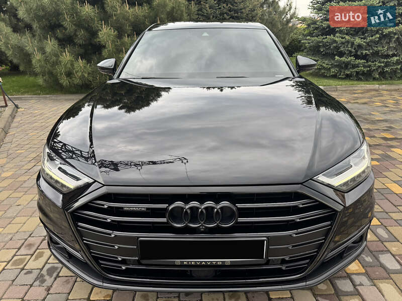 Седан Audi A8 2018 в Днепре