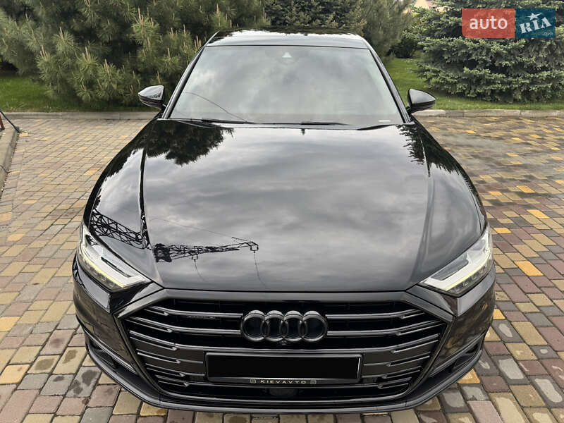 Седан Audi A8 2018 в Днепре