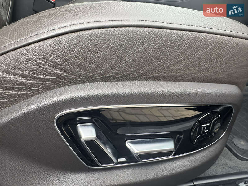 Седан Audi A8 2018 в Днепре