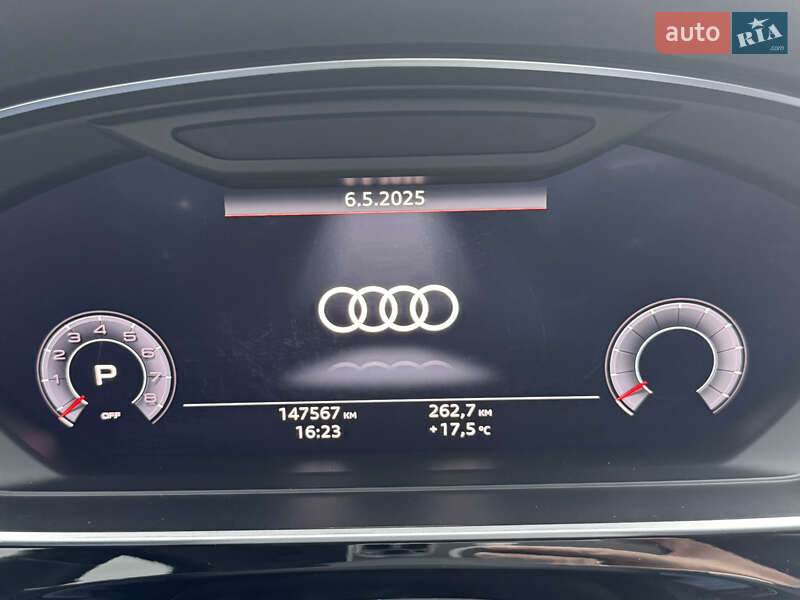 Седан Audi A8 2018 в Днепре