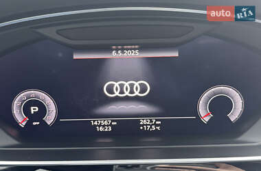 Седан Audi A8 2018 в 