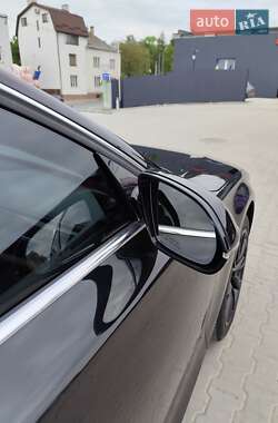 Седан Audi A8 2013 в 