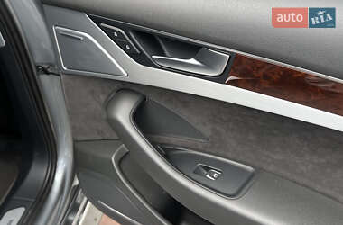 Седан Audi A8 2013 в 