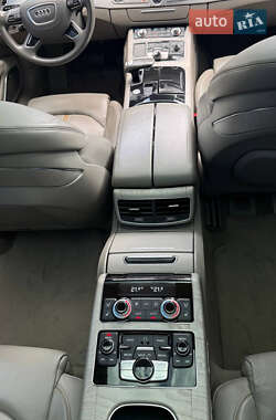 Седан Audi A8 2013 в 