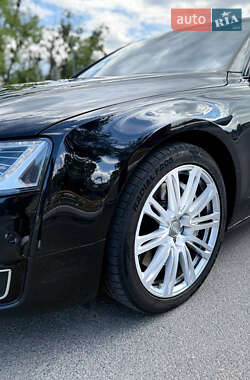Седан Audi A8 2013 в 