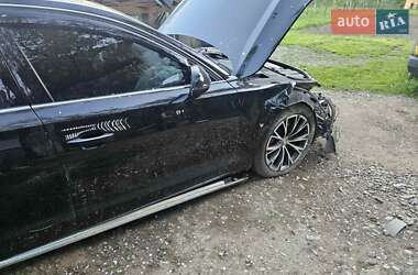Седан Audi A8 2010 в 