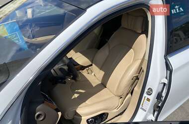 Седан Audi A8 2015 в 