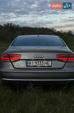 Седан Audi A8 2012 в 