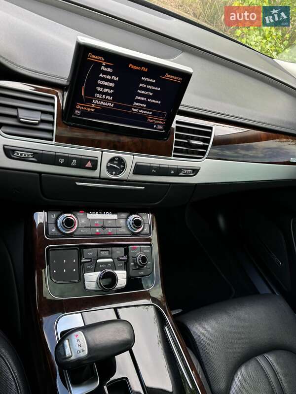 Седан Audi A8 2014 в Киеве