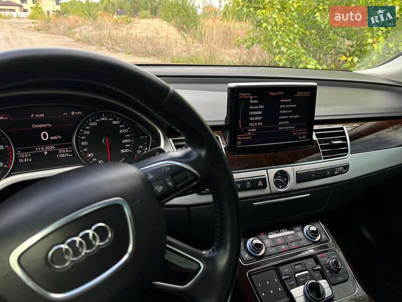 Седан Audi A8 2014 в Киеве