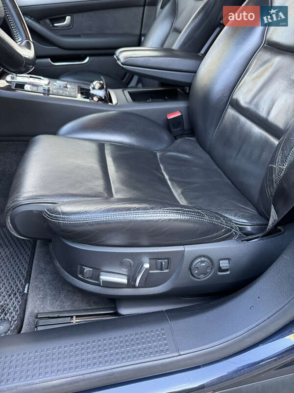 Седан Audi A8 2008 в Житомире
