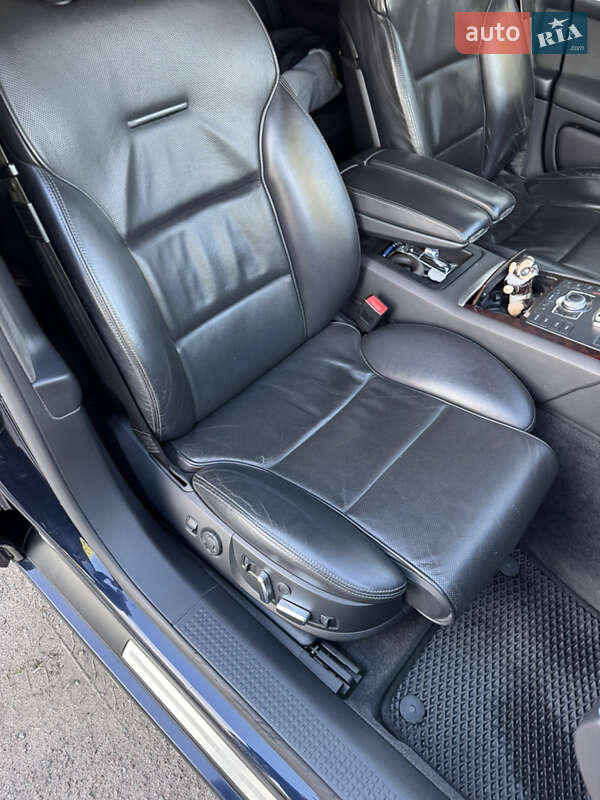 Седан Audi A8 2008 в Житомире