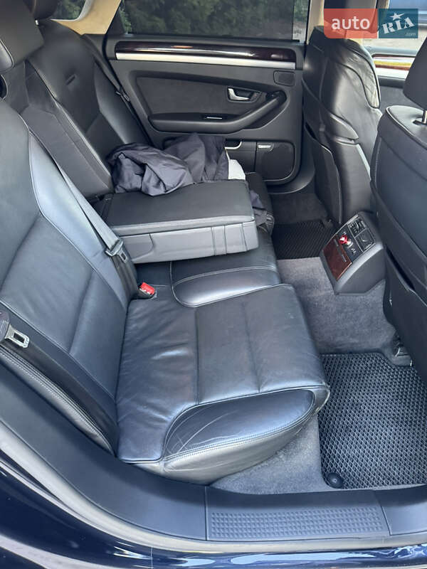 Седан Audi A8 2008 в Житомире