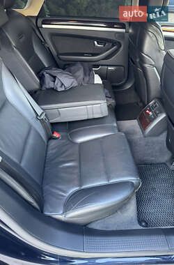Седан Audi A8 2008 в 