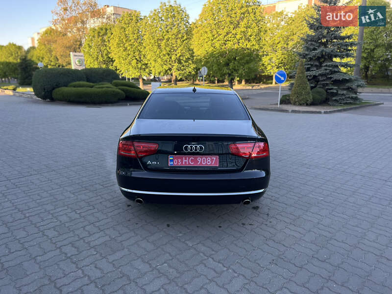 Седан Audi A8 2013 в Луцьку