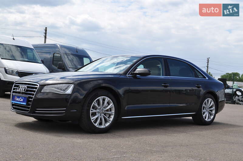 Audi A8 2012