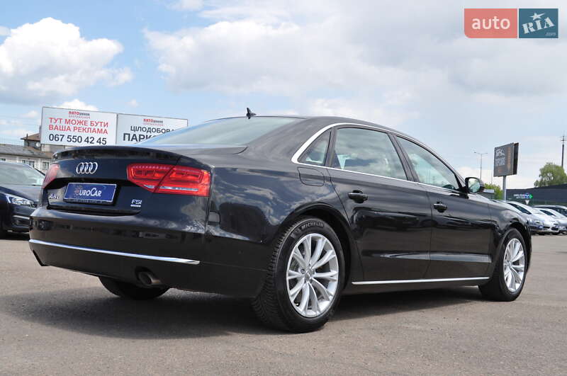 Седан Audi A8 2012 в Киеве