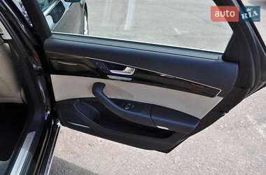 Седан Audi A8 2012 в 