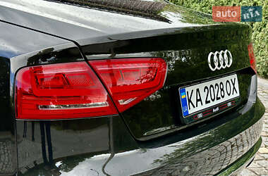 Седан Audi A8 2013 в 
