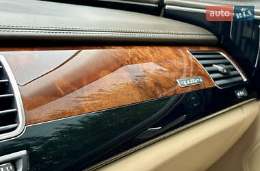Седан Audi A8 2013 в 
