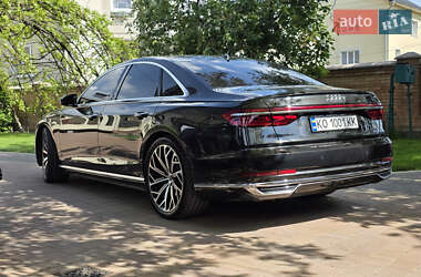 Седан Audi A8 2018 в 