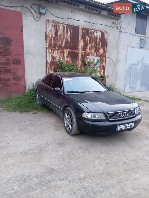 Седан Audi A8 1996 в Бурштыне