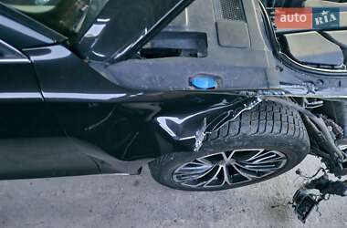 Седан Audi A8 2010 в 