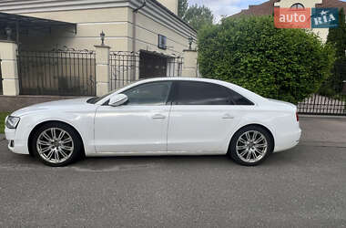 Седан Audi A8 2013 в 