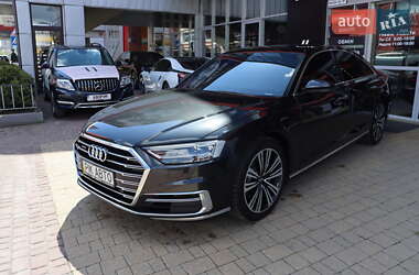 Седан Audi A8 2018 в 