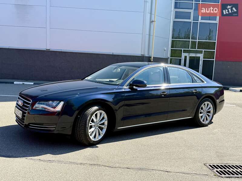 Седан Audi A8 2010 в Киеве
